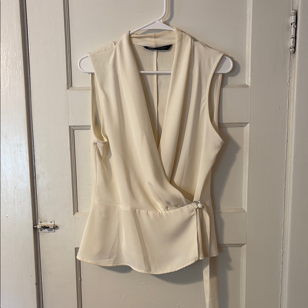 🧡 Zara Sleeveless Wrap Top - Picture 3 of 6